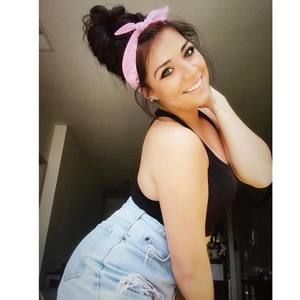 Meet your Posher, Gabby